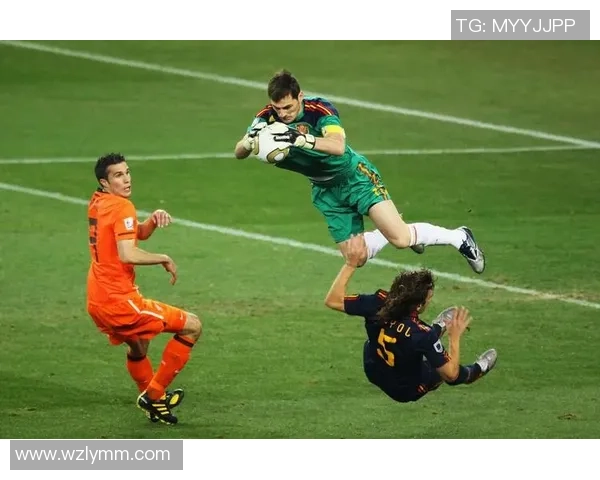 当今足坛十大球星排名揭秘 谁能登顶全球足球之巅